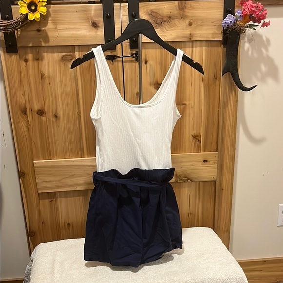 SHEIN White and Navy Romper with Button Detail - Picture 6 of 8